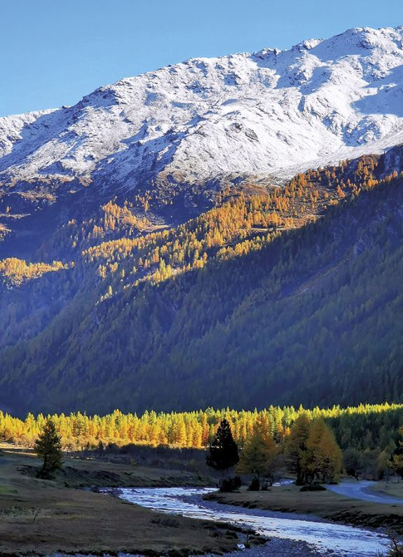 Prima neve d’autunno sulle cime della Valle Argentera, in Alta Val di Susa (Piemonte)